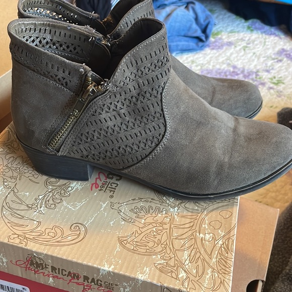 American Rag booties - Picture 6 of 8